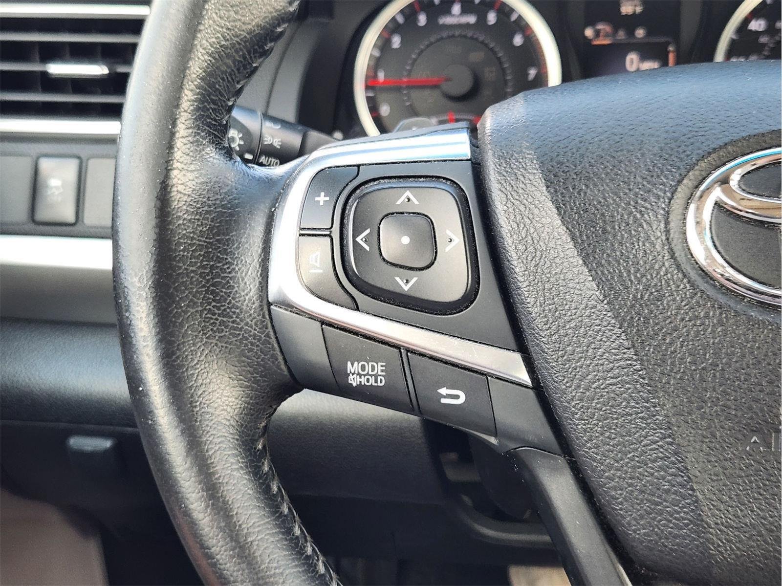 Used 2016 Midnight Black Metallic Toyota SE image 28