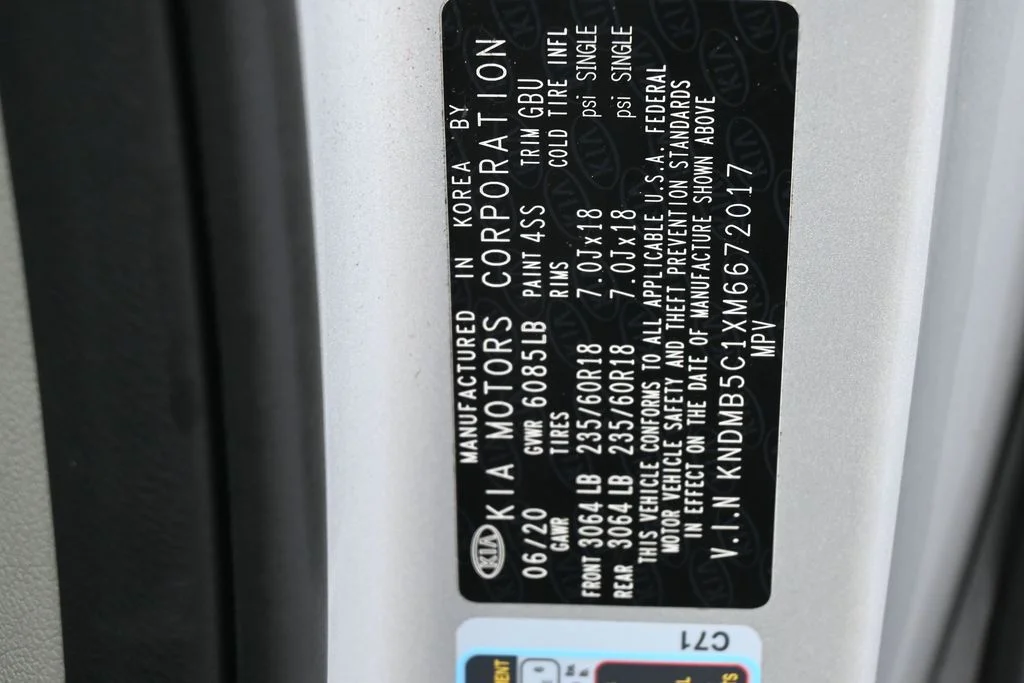 Used 2021 Silky Silver Kia EX image 17
