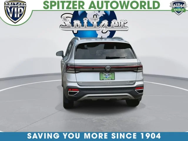 Used 2025 Silver Volkswagen 1.5T SE image 8