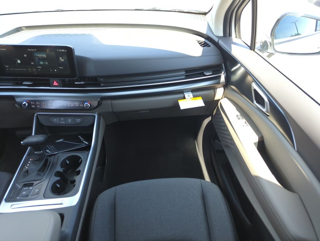 New 2027 Snow White Pearl Kia LX image 16