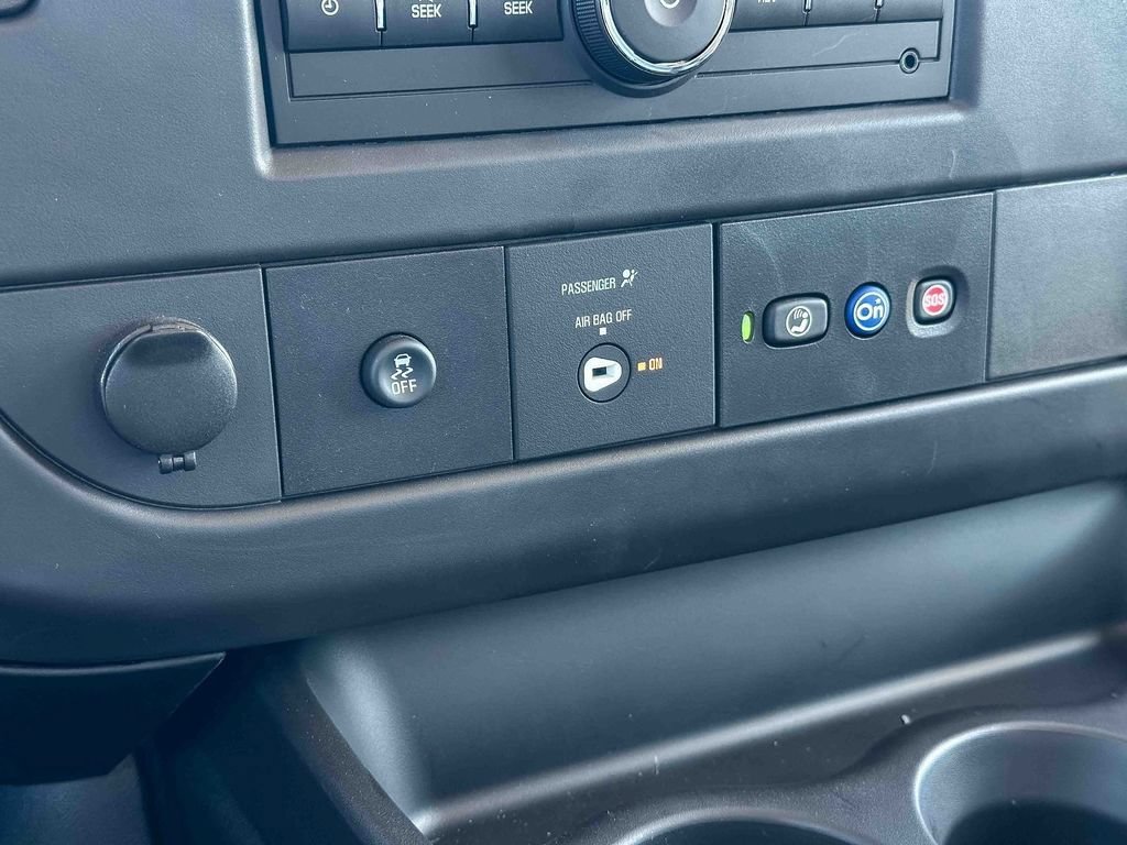 2025 Chevrolet Express Cargo Work Van - Photo 21