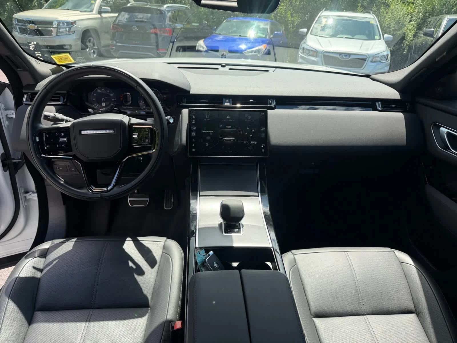 2025 Land Rover Range Rover Velar Dynamic SE - Photo 17