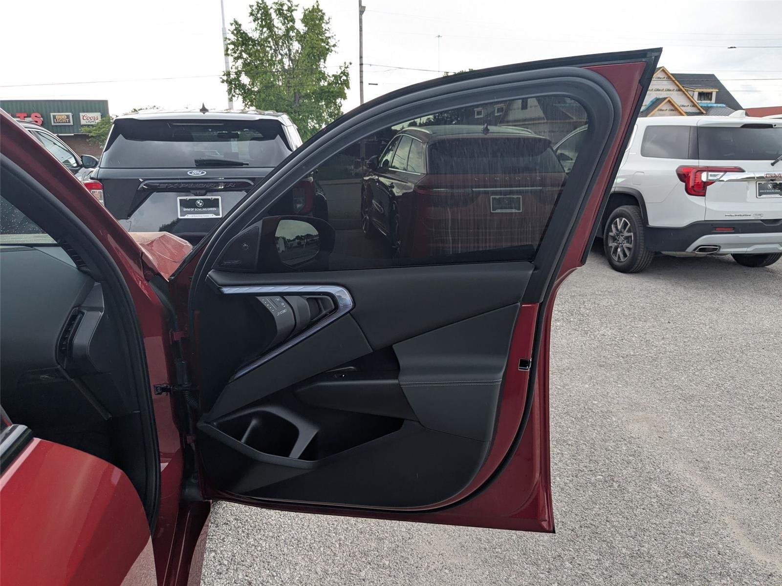 Used 2025 Vegas Red Metallic BMW 30 xDrive image 31