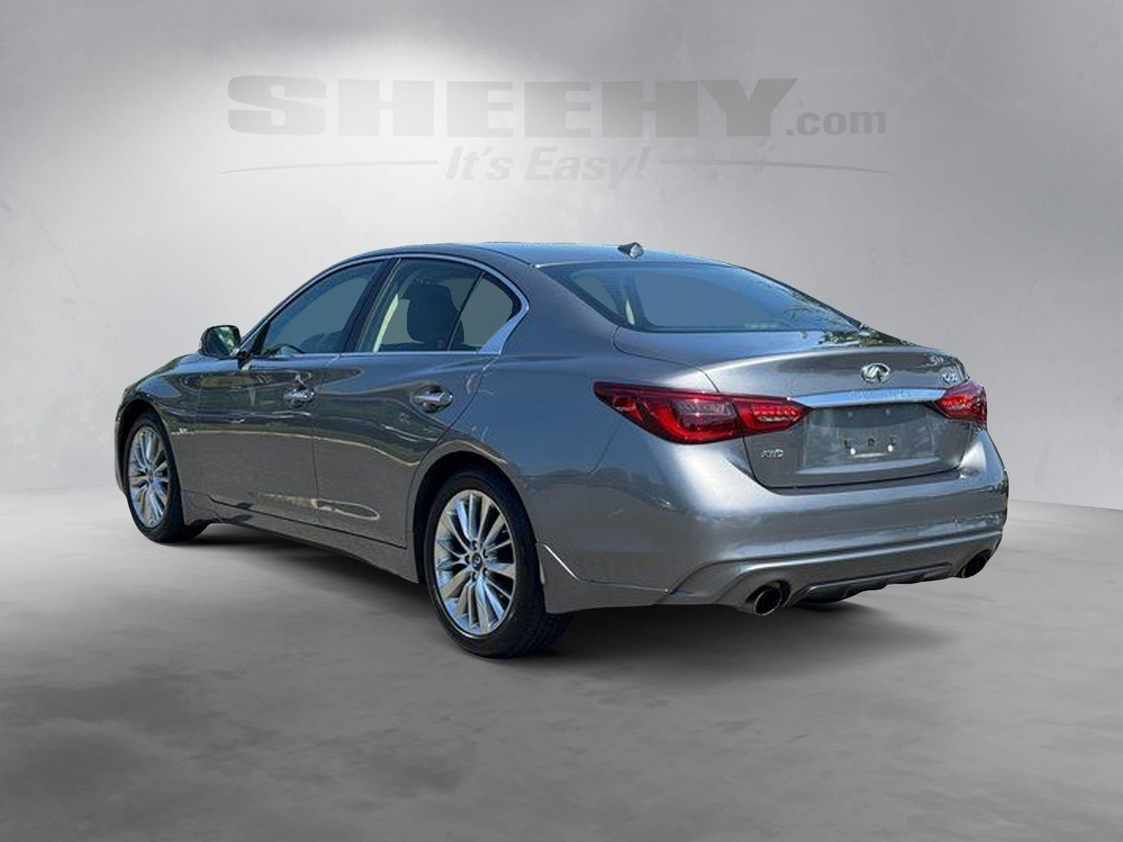 Used 2018 Gray INFINITI 3.0t LUXE image 13