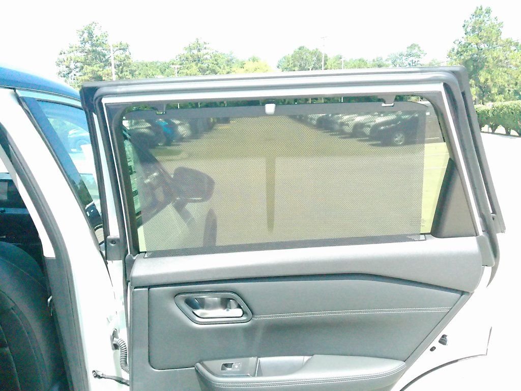 2025 Nissan Rogue SL - Photo 22