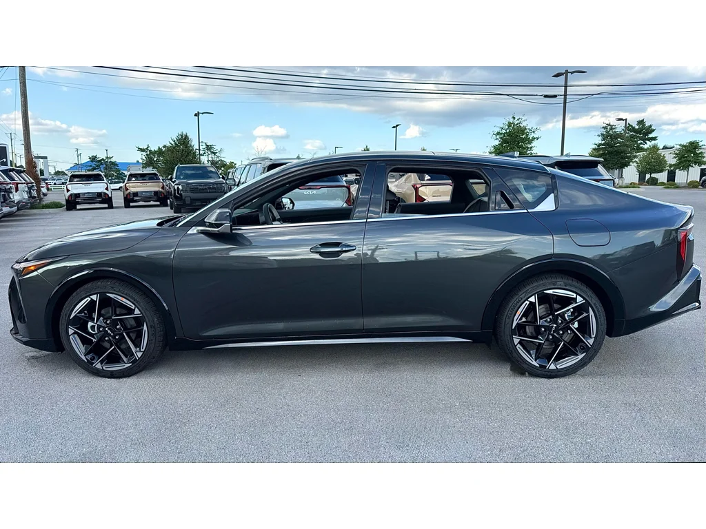 New 2026 Gry Kia GT-Line image 30