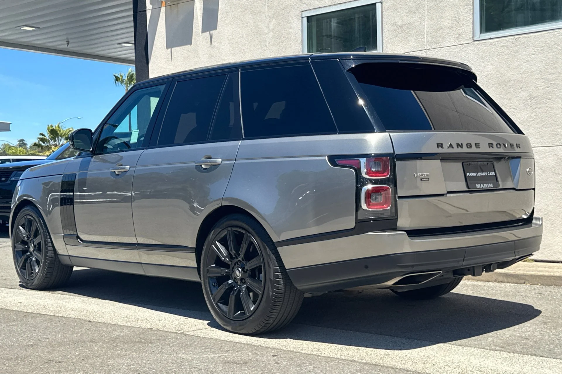 Used 2021 Silicon Silver Premium Metallic Land Rover Westminster image 6
