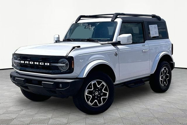 Used 2023 White Ford Outer Banks image 1