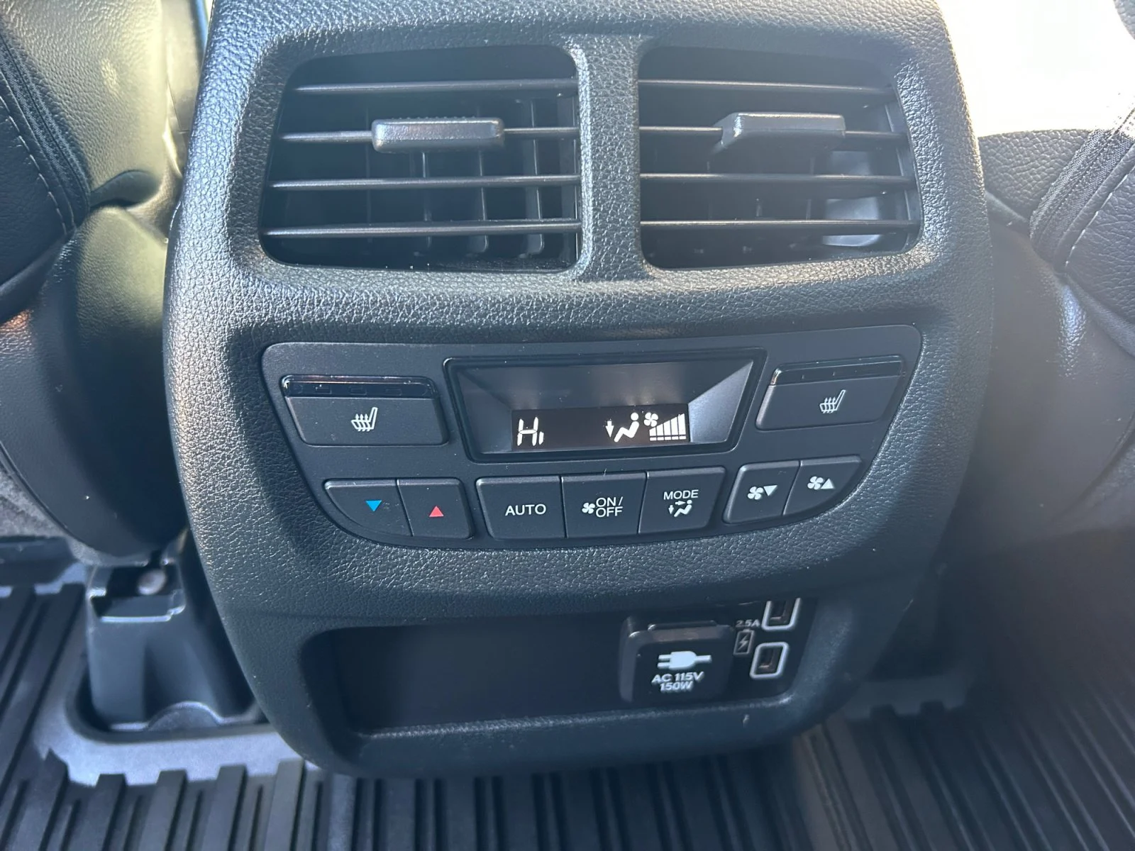 Used 2023 White Honda TOURING AWD image 20
