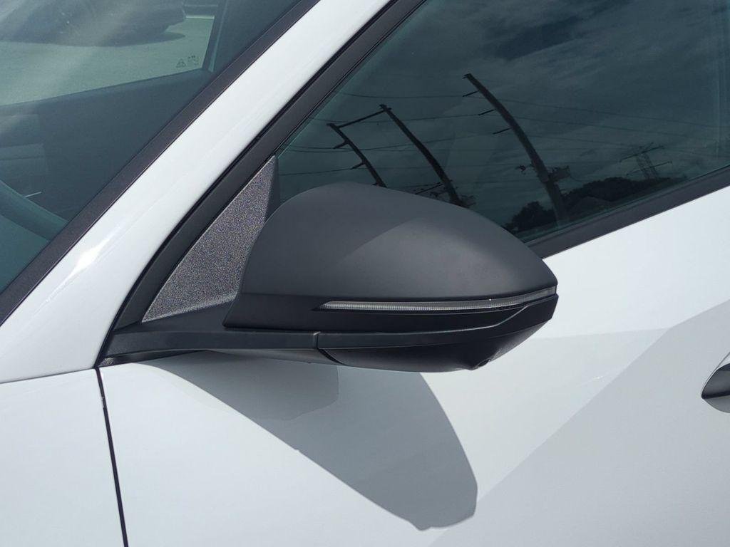 New 2026 White Hyundai XRT image 12