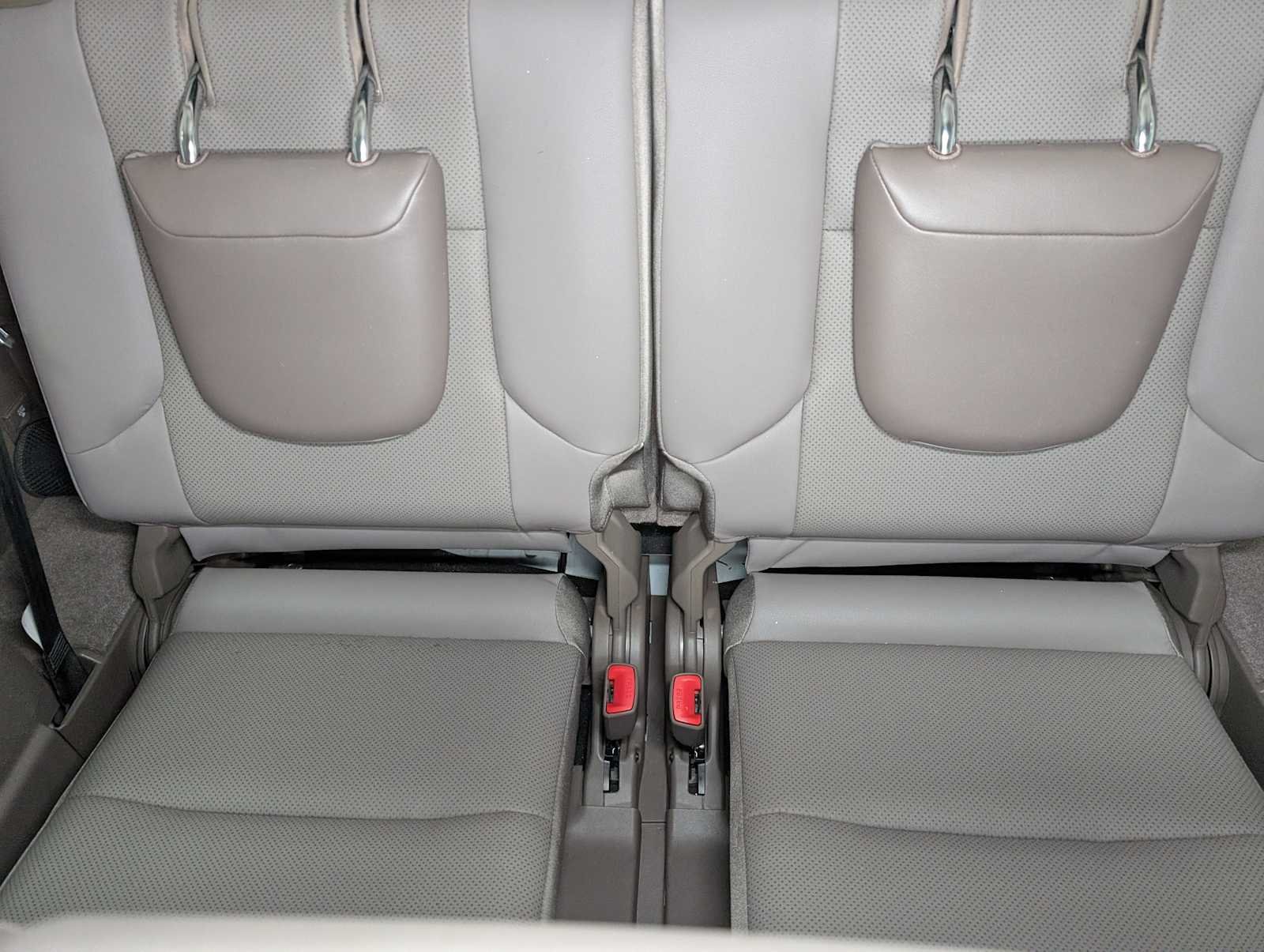 Used 2018 Starfire Pearl Lexus  image 23