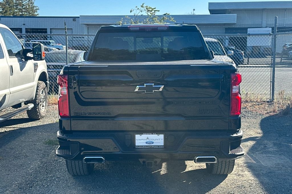 Used 2023 Black Chevrolet High Country image 6
