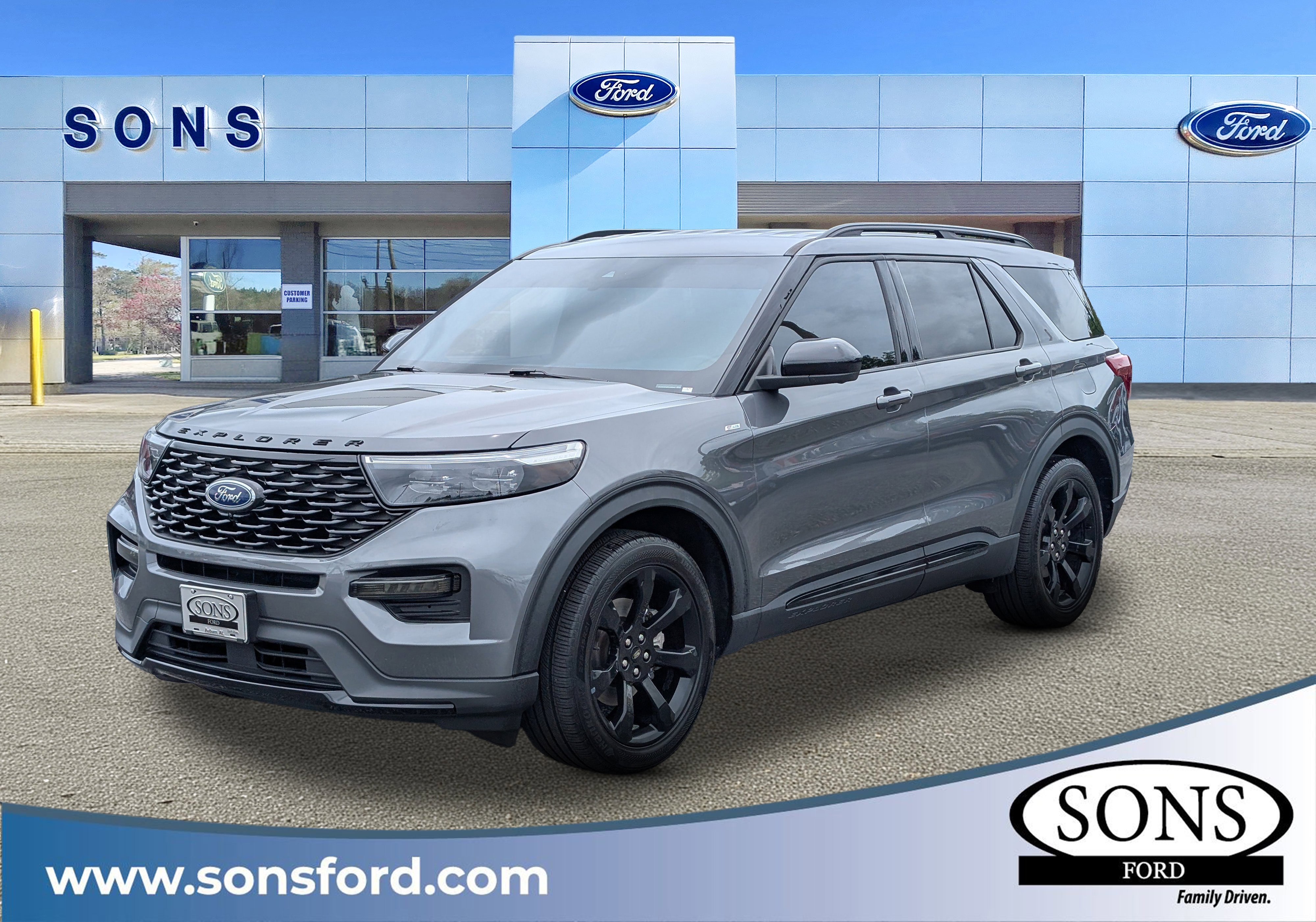 2023 Ford Explorer ST-LINE RWD's photo