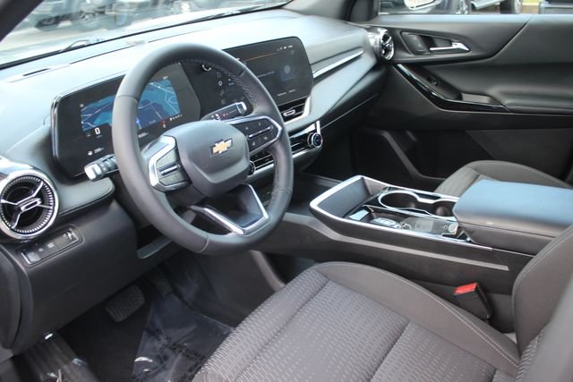 Used 2025 Gray Chevrolet LT image 3