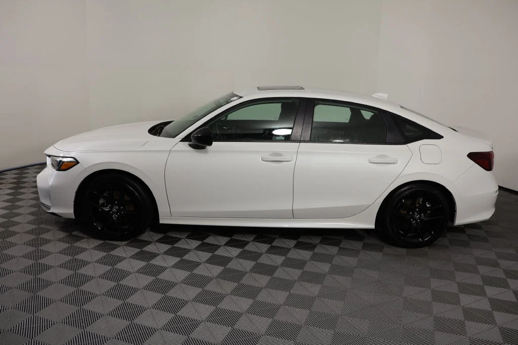 Used 2026  Honda Sport image 5