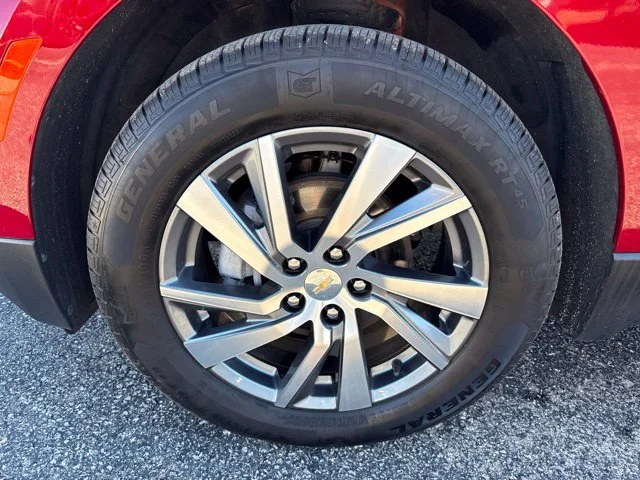 Used 2022 Red Chevrolet LT image 31