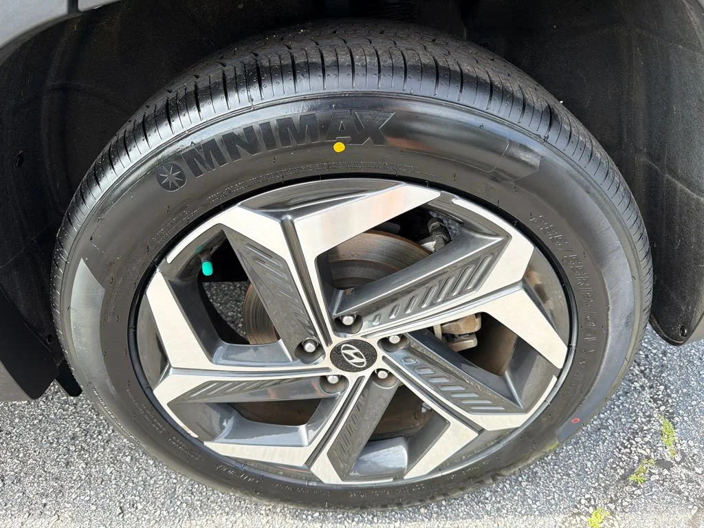 Used 2022 Gray Hyundai SEL image 20