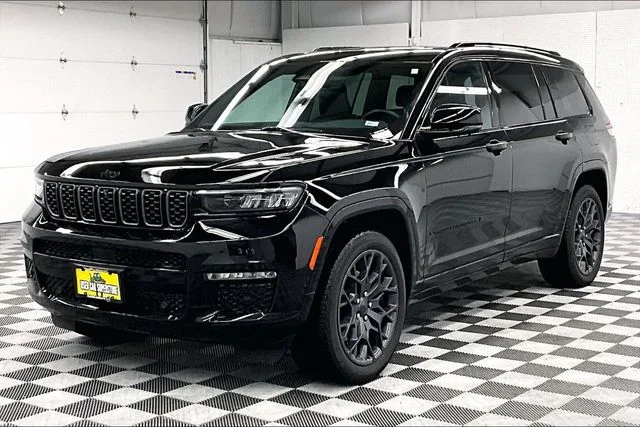 2023 Jeep Grand Cherokee L Summit Reserve - Photo 12