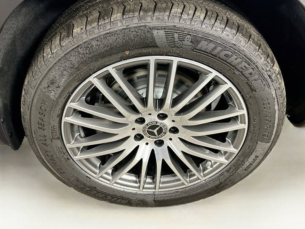 New 2027 Cirrus Silver Metallic Mercedes-Benz GLC 300 image 63