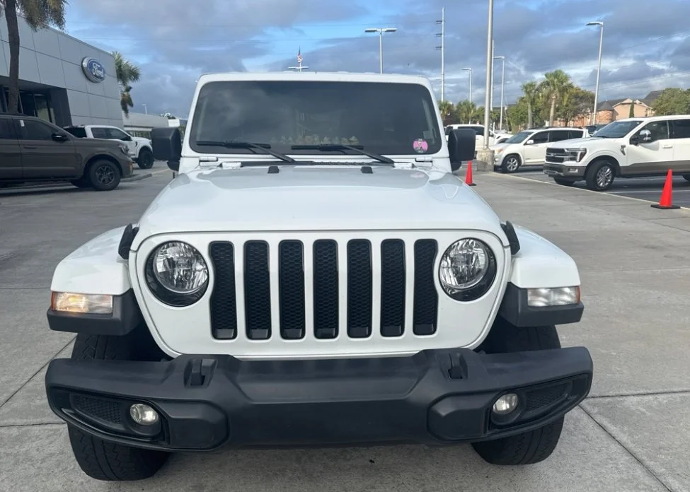 Used 2021 White Jeep Unlimited Sahara Altitude image 2