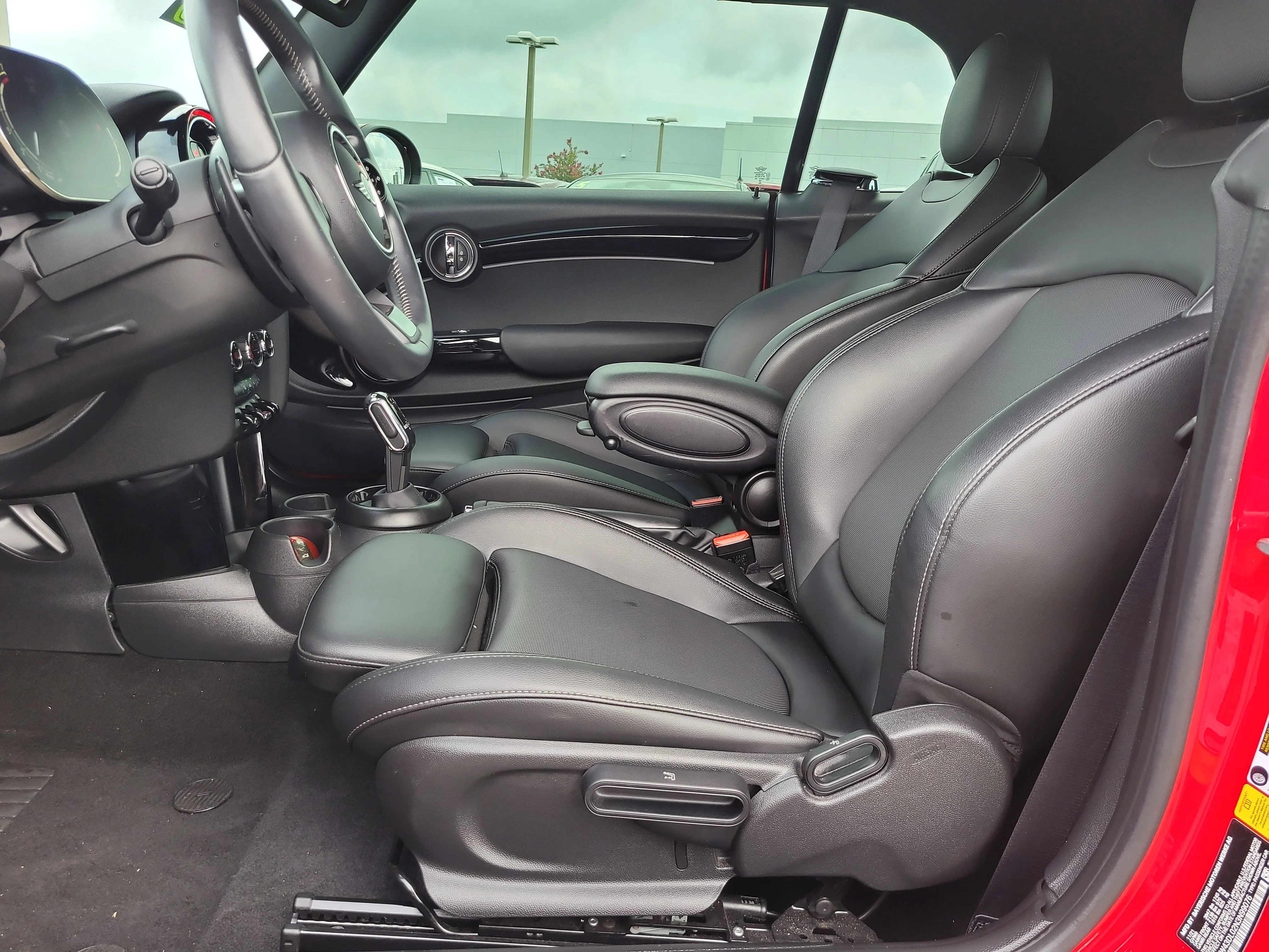 Used 2022 Chili Red MINI Cooper S image 13