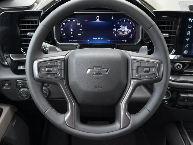 2026 Chevrolet Silverado 1500 ZR2 - Photo 11