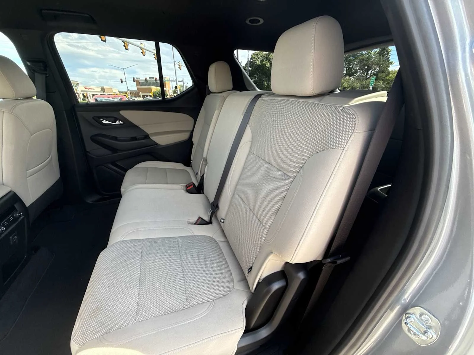 2023 Chevrolet Traverse LS - Photo 24
