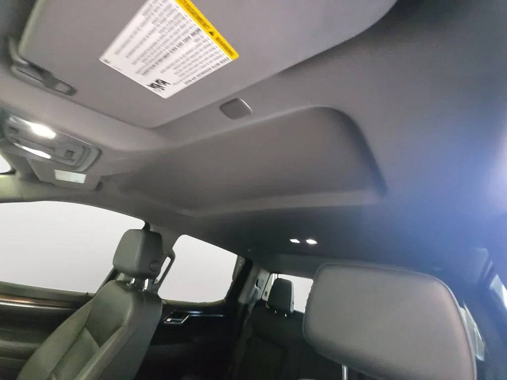 Used 2023 SUMMIT WHITE Chevrolet LT Trail Boss image 12