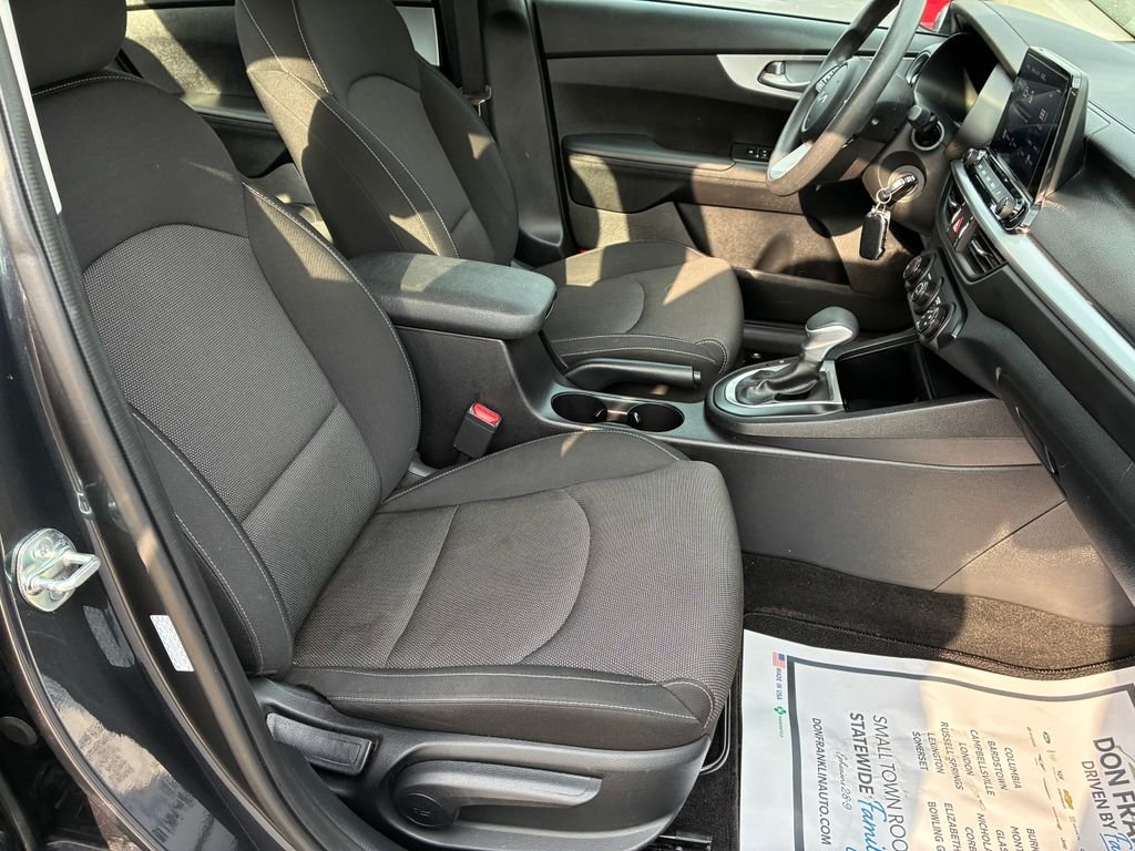 Used 2024 Gray Kia LX image 18