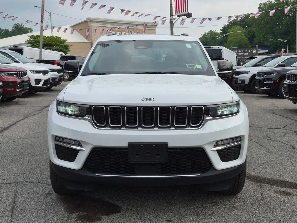 Used 2023 White Jeep 4xe image 3