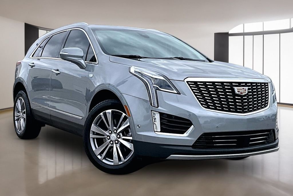 Used 2025 Silver Cadillac Premium Luxury image 11