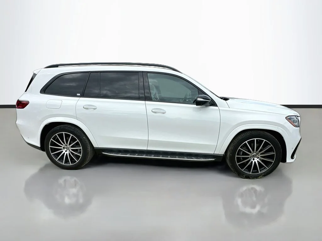 Certified Used 2026 Polar White Mercedes-Benz GLS 580 image 4