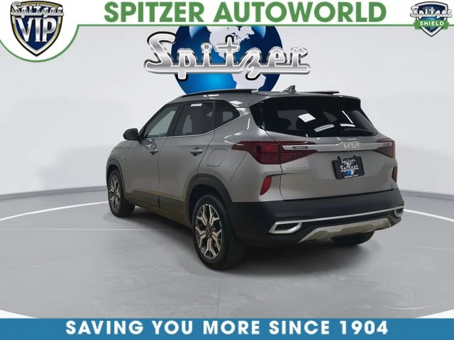 Used 2022 Gray Kia EX image 8
