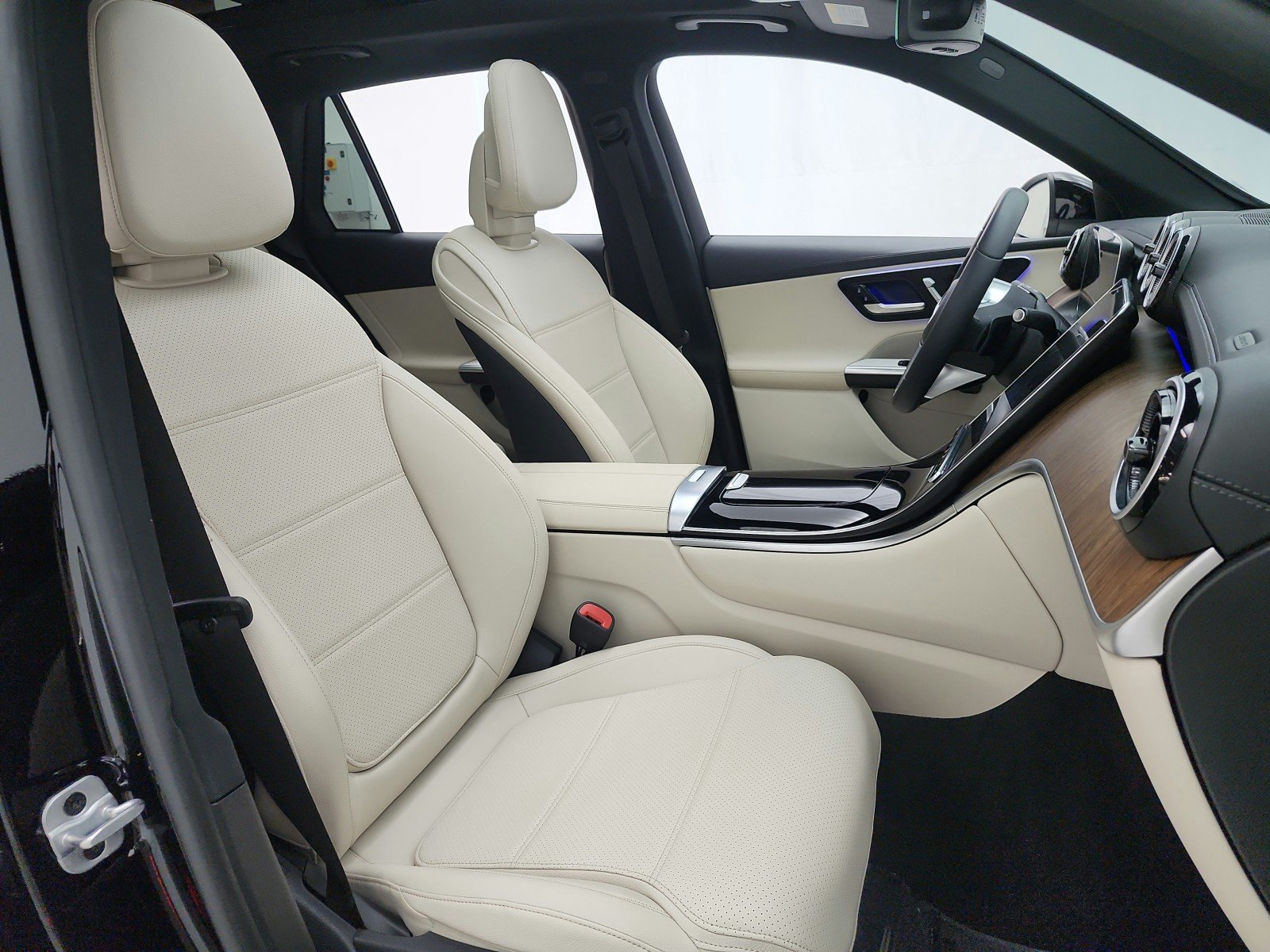 Used 2024 Black Mercedes-Benz GLC 300 4MATIC® SUV image 20