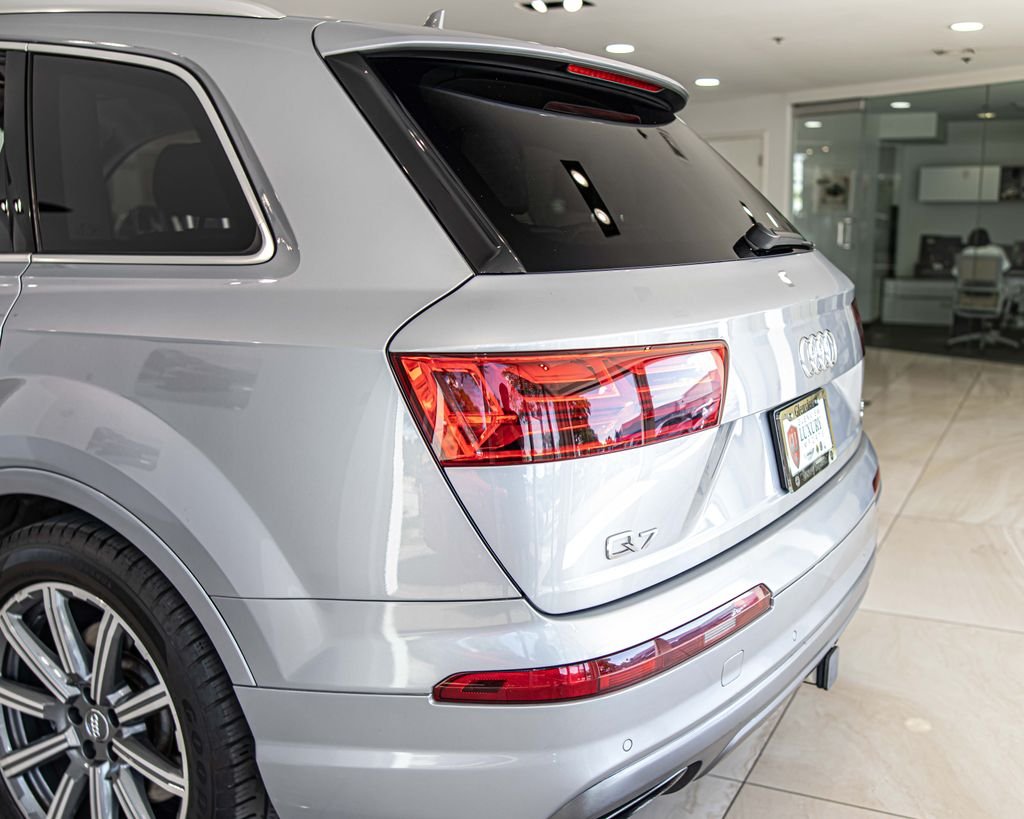 Used 2018  Audi 3.0T Prestige image 14