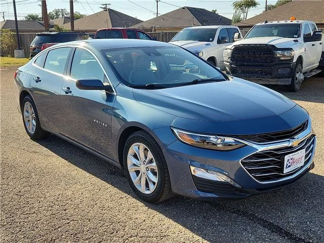 Used 2025 Blue Chevrolet 1LT image 6