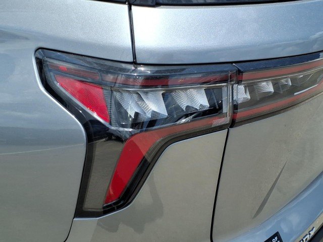 2026 Chevrolet Equinox LT - Photo 10