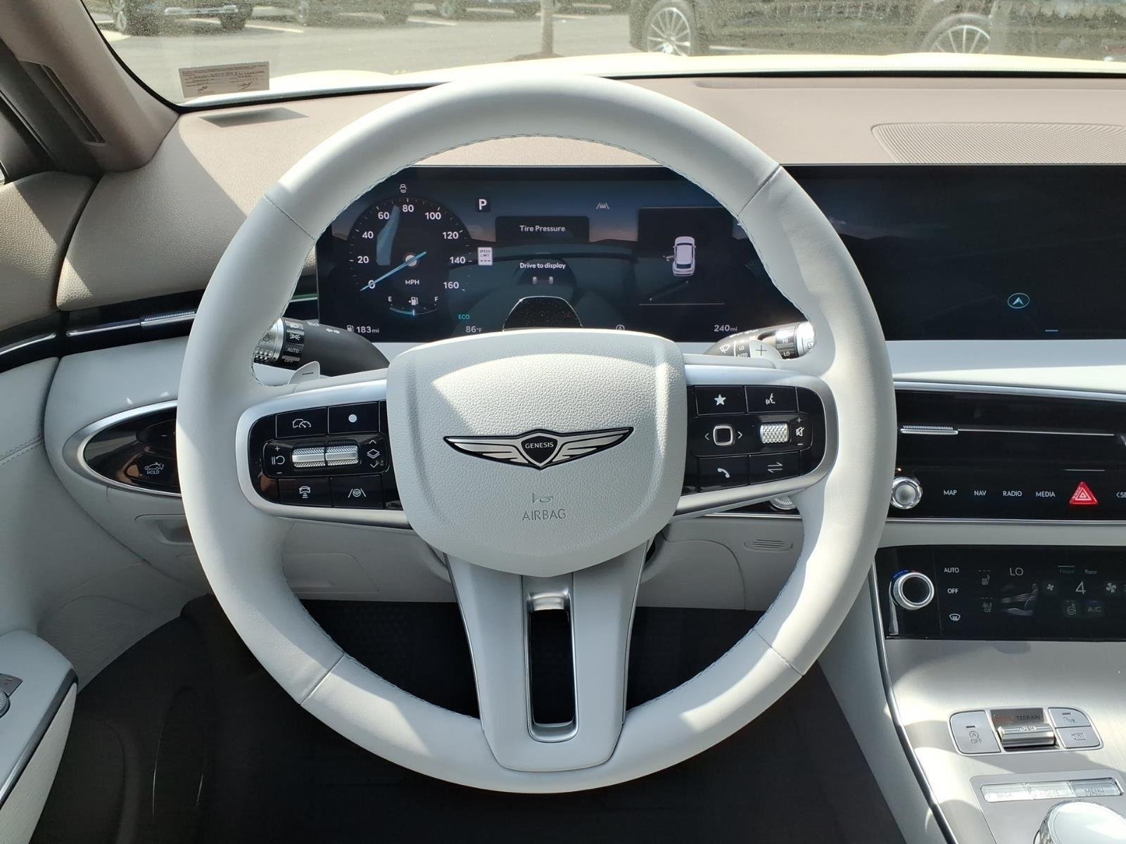 New 2026 Uyuni White Genesis 2.5T ADVANCED image 19