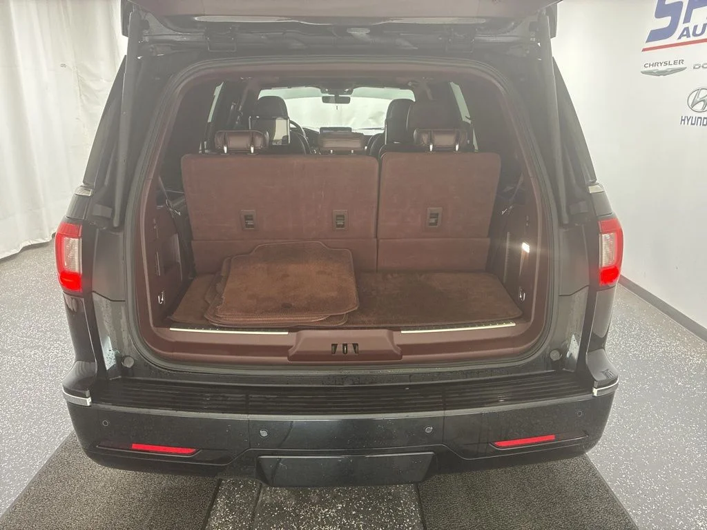 Used 2018 Black Lincoln Black Label image 7