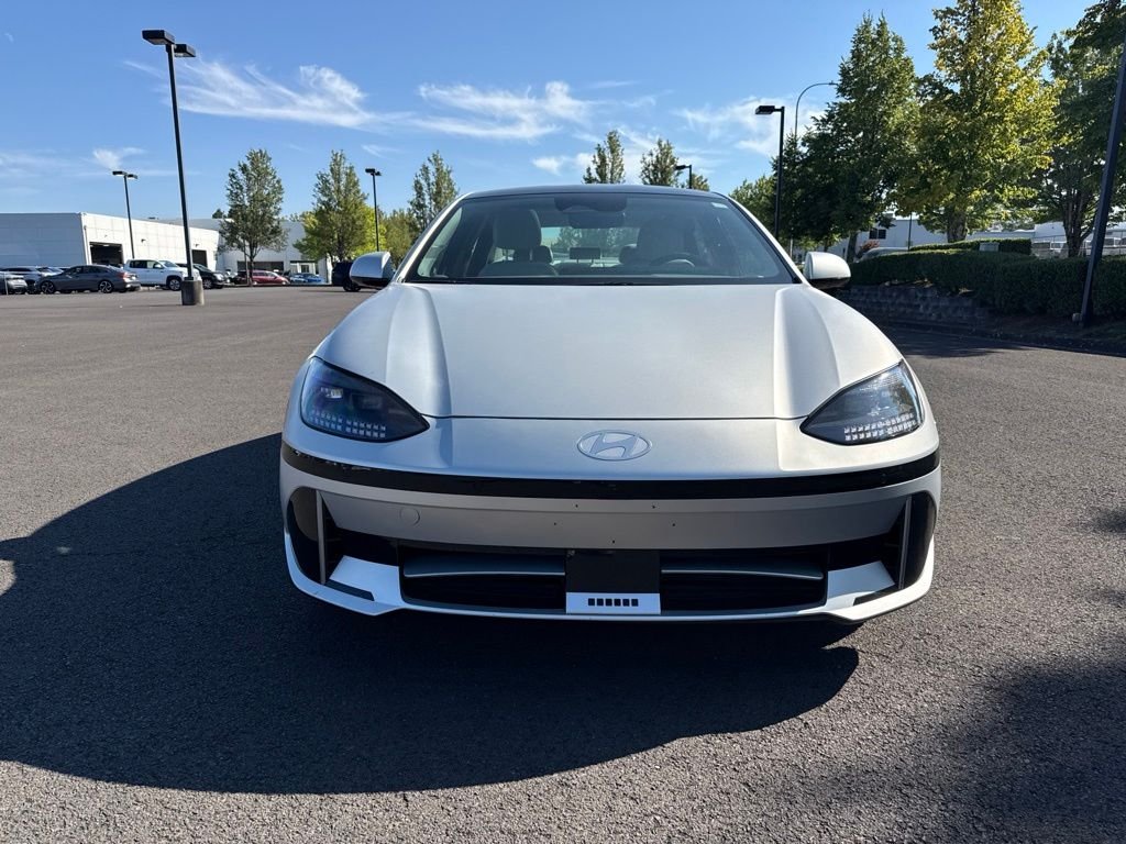 Used 2023 Gravity Gold Matte Hyundai Limited image 2