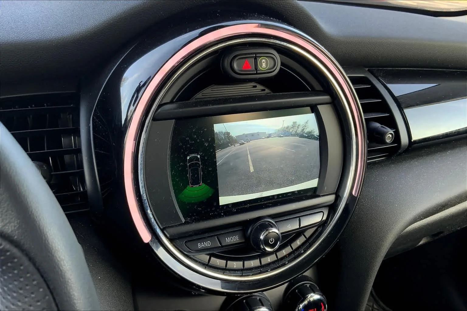 Used 2019 Pepper White MINI Cooper S image 28