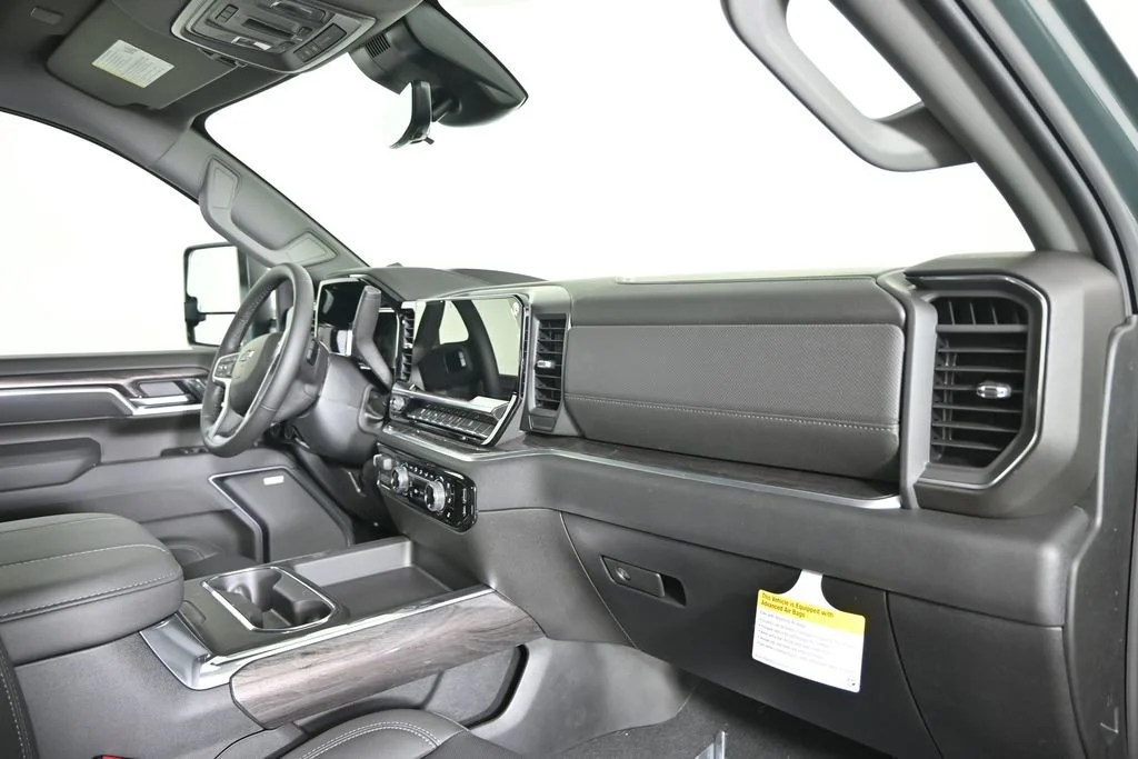 2026 Chevrolet Silverado 3500 HD LTZ - Photo 15