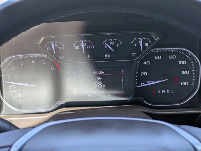 Used 2019 WHITE FROST TRICOAT GMC SLT image 28