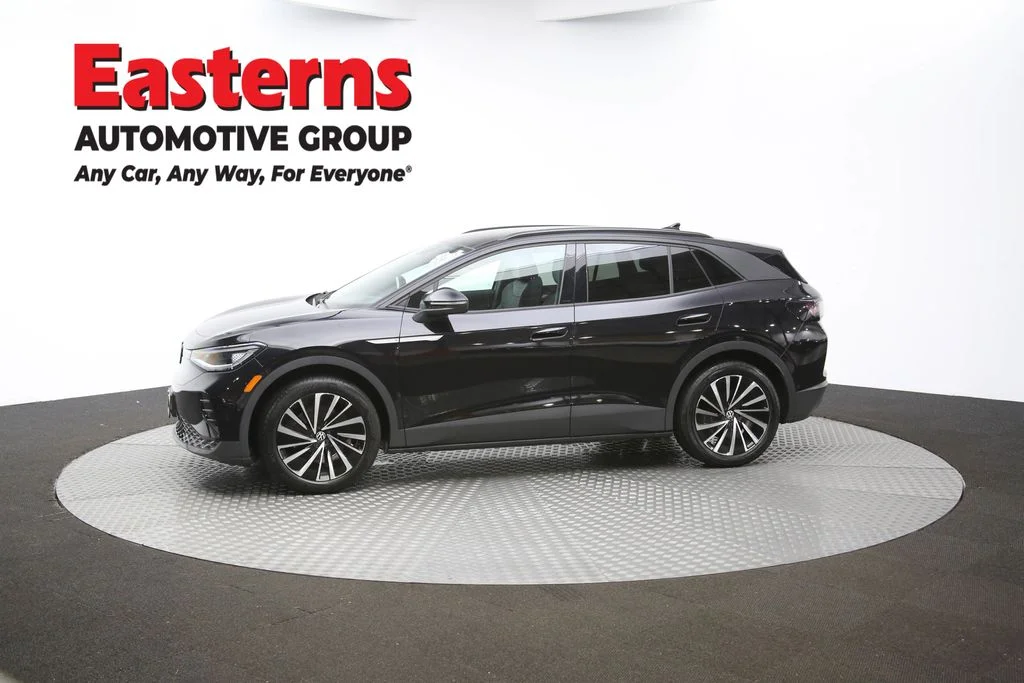 Used 2024 Black Volkswagen S image 55