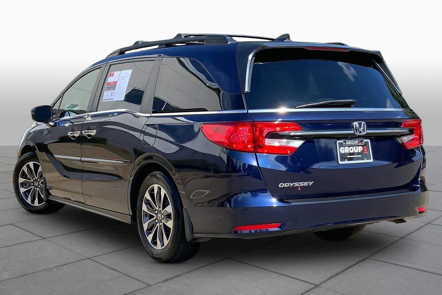 Used 2022 Obsidian Blue Pearl Honda EX-L image 11