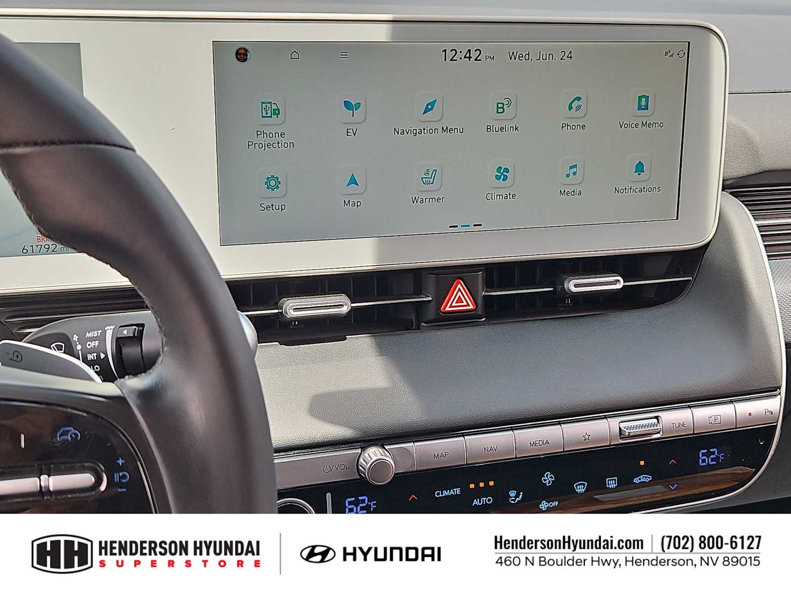 Used 2024 Atlas White Hyundai SEL image 27