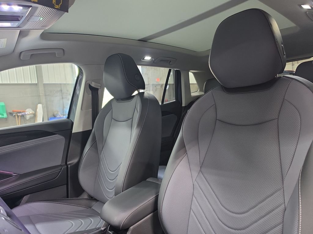 New 2026 Gray Volkswagen 2.0T SE image 10
