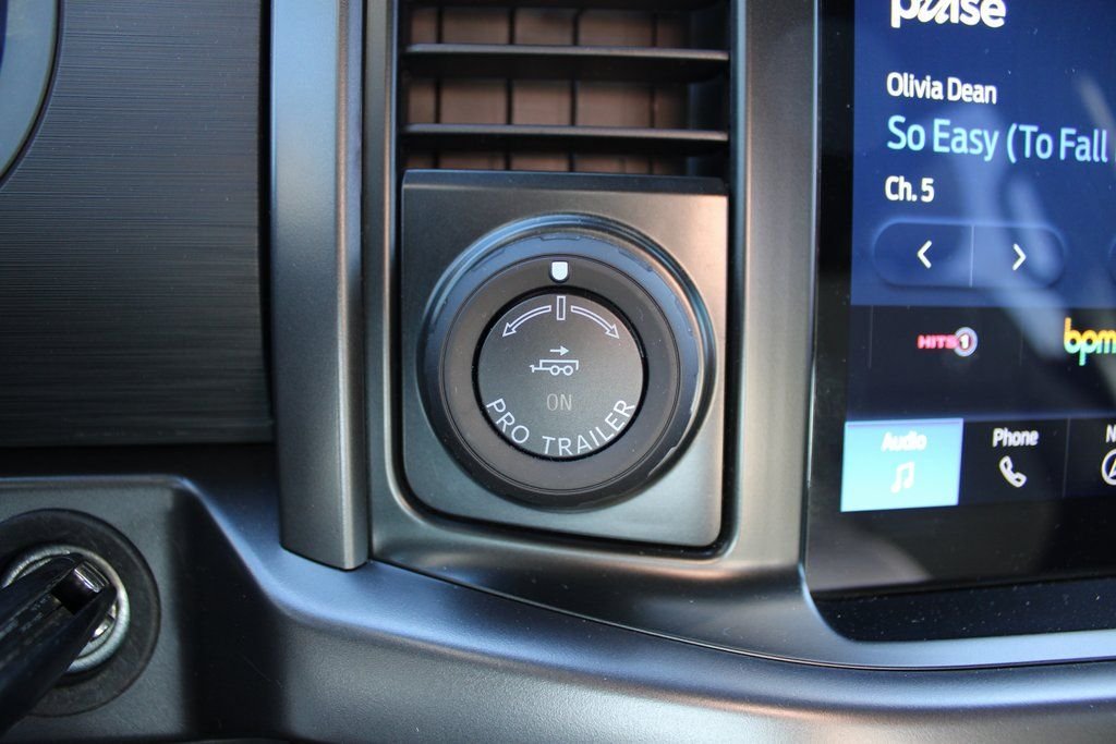 Used 2024  Ford XLT image 29