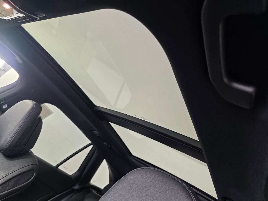 New 2026 Black Mercedes-Benz GLC 300 image 9