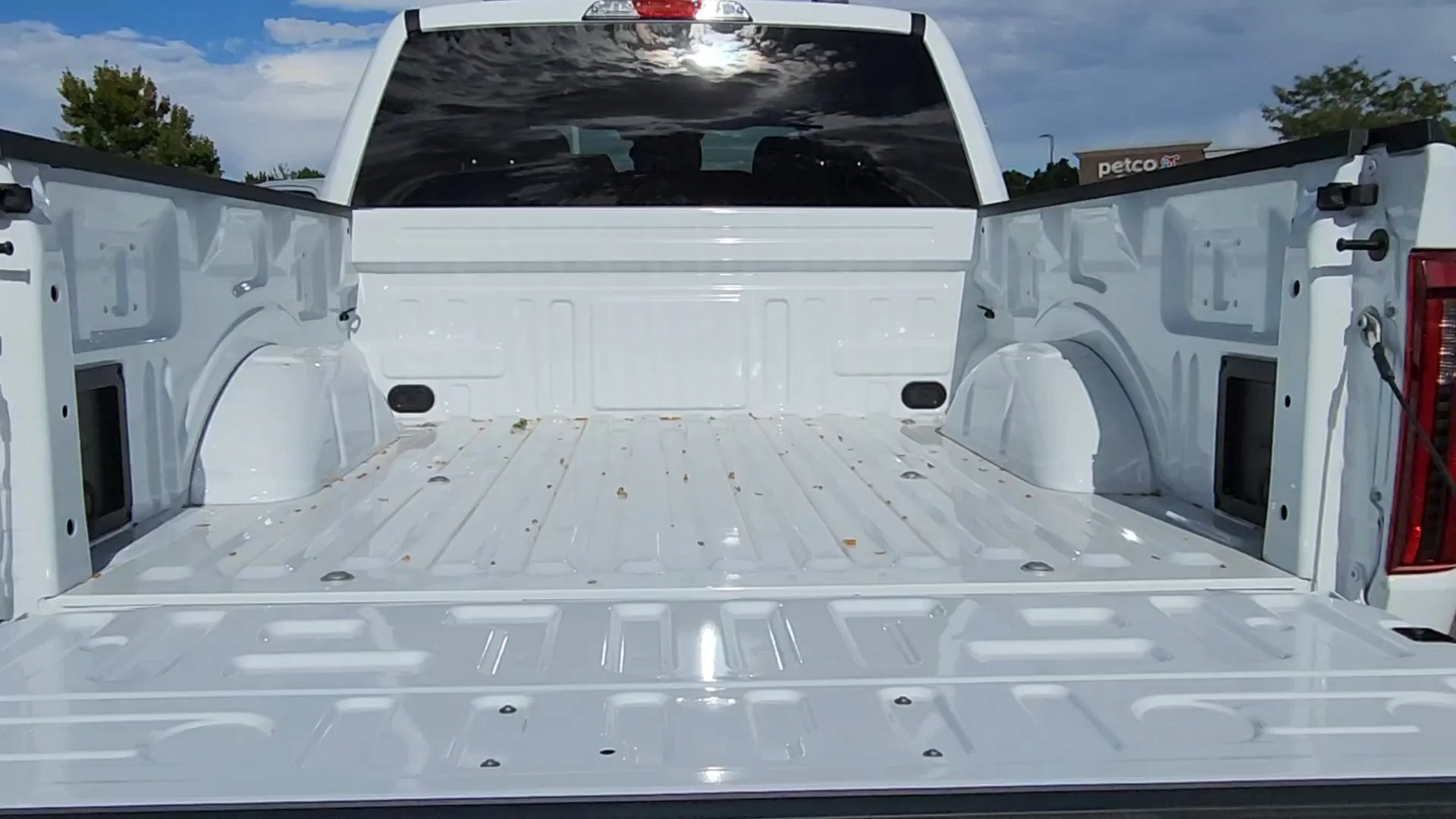 New 2026 Oxford White Ford STX image 40